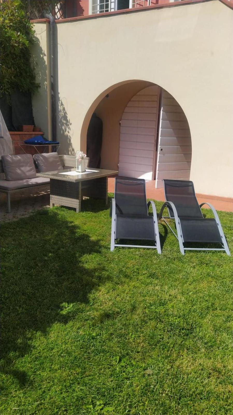 Casa Claudia Hotel Capannori Luaran gambar